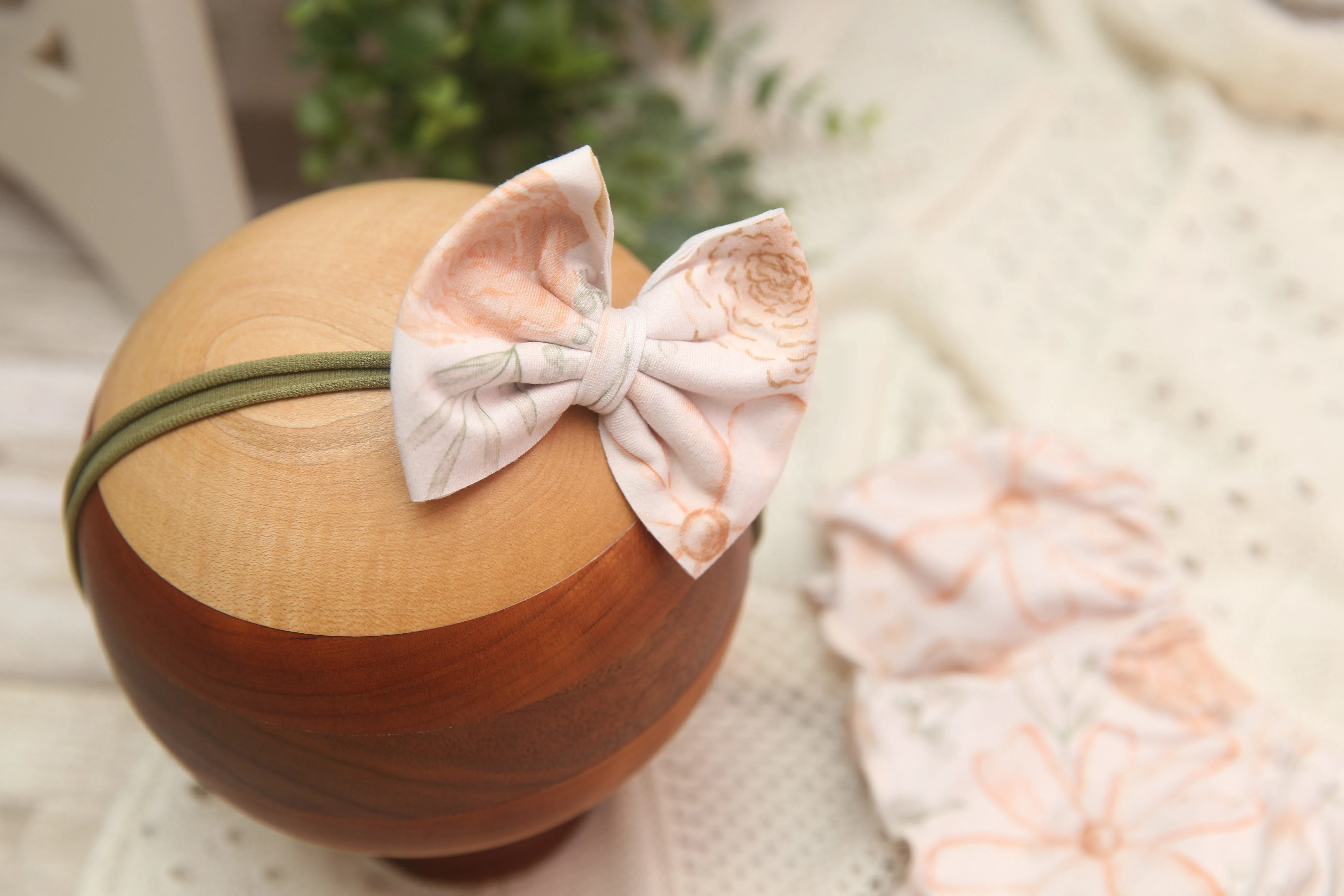 Anisa- Newborn or Sitter Flutter Romper; Newborn Romper; Sitter Romper; Peach Pop Floral; MADE TO ORDER