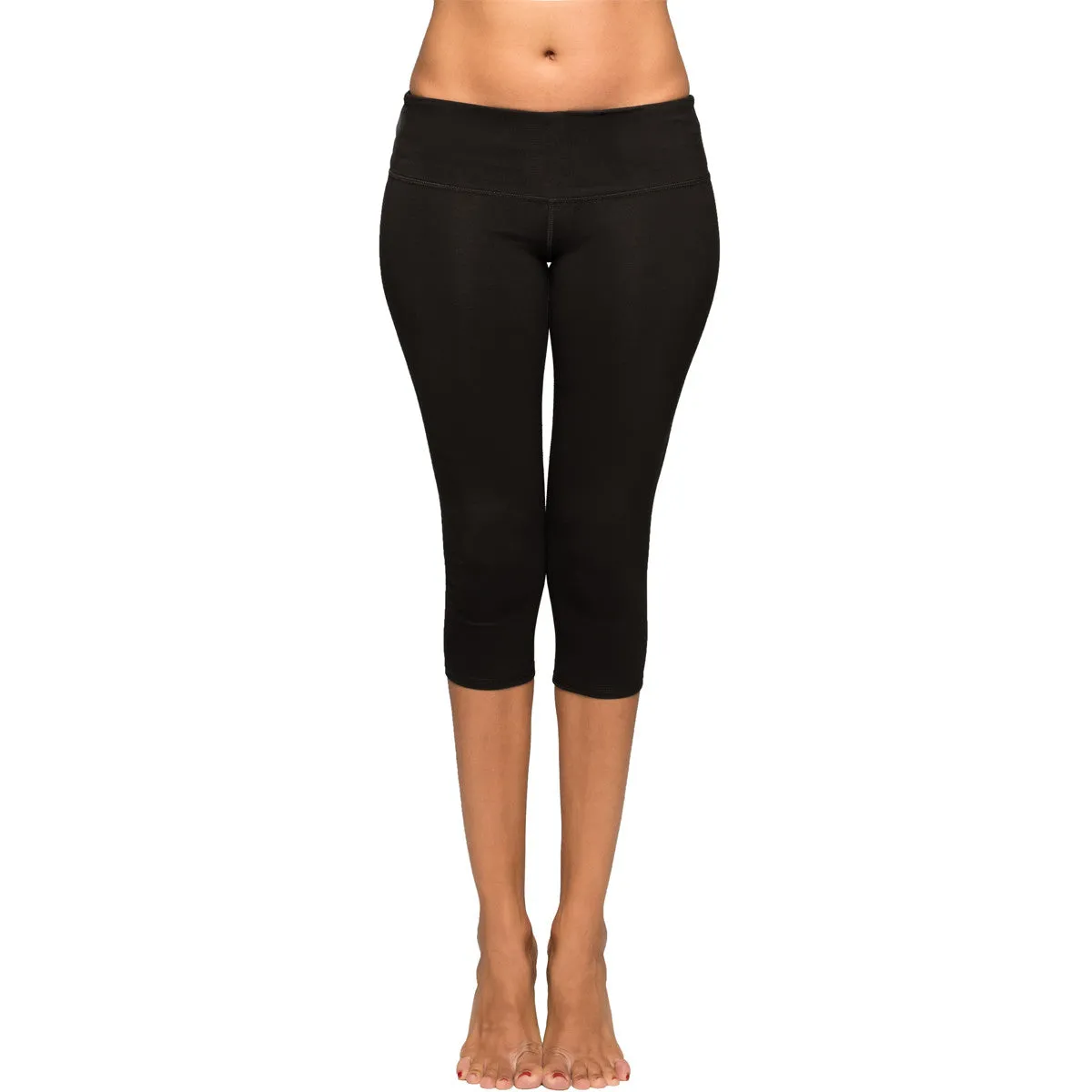 Black Cropped Yoga Leggings by YOGiiZA