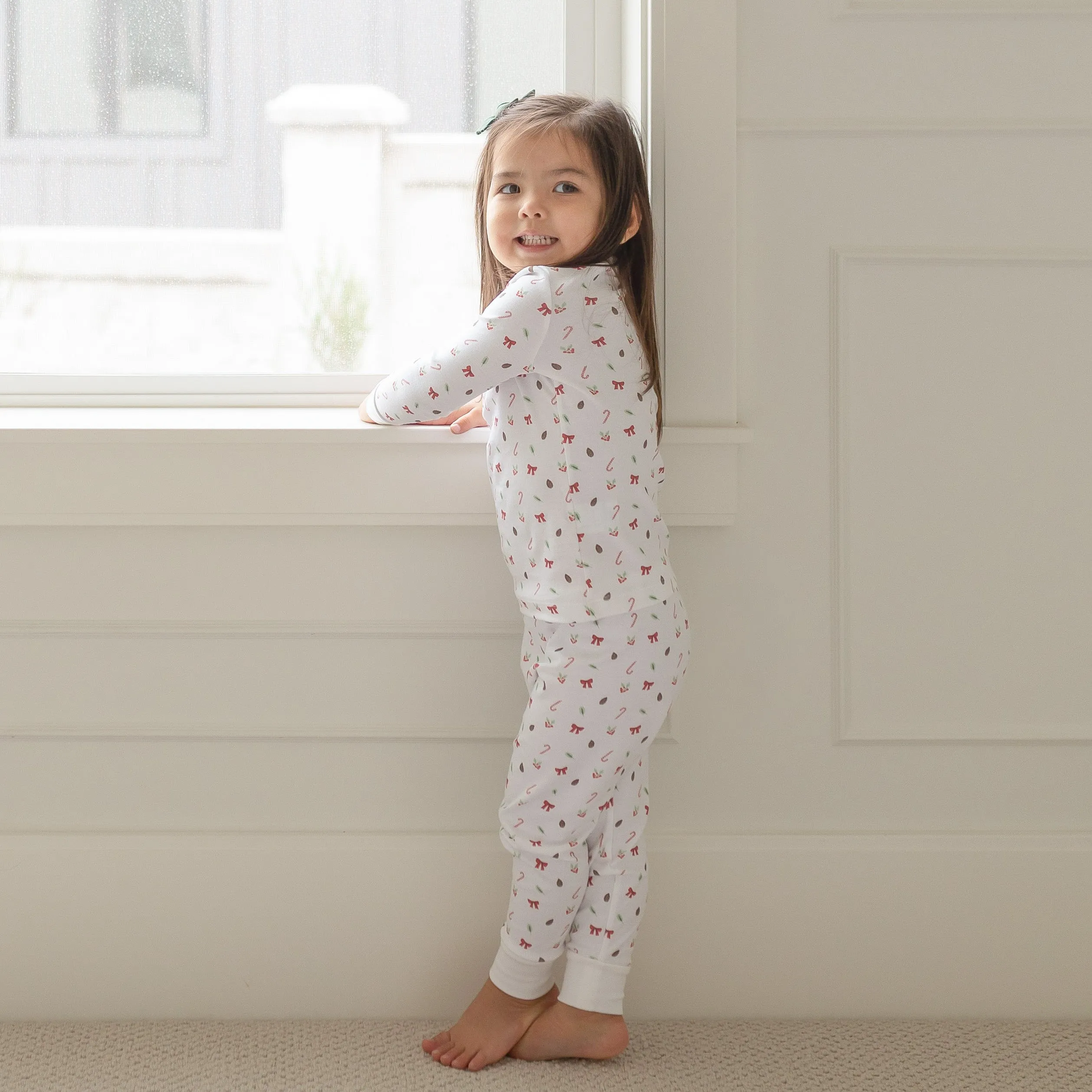 Crewneck Pajamas - Holly Print