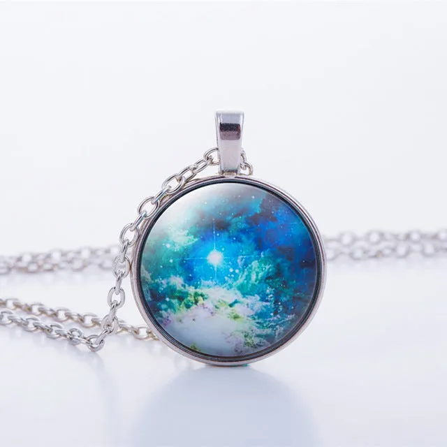 Nebula Space Pendant Necklace Glass Cabochon Sliver Chain Vintage Choker Statement Necklaces Fashion Women Jewelry Gift